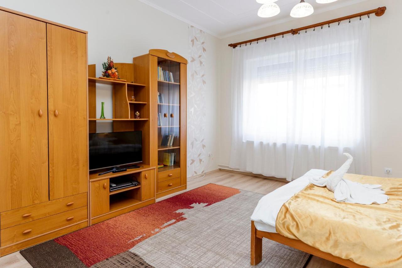 אגר Almafa Apartmanhaz מראה חיצוני תמונה